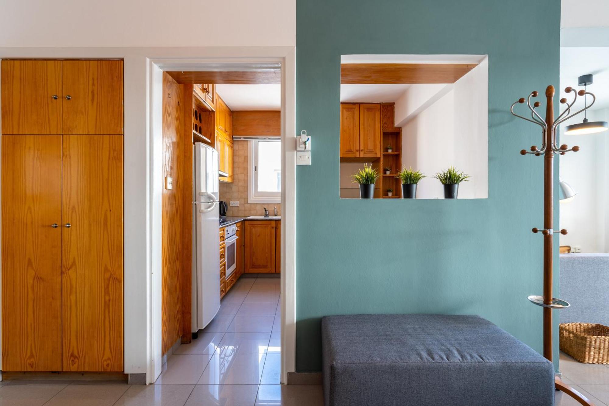 Jayde 2-Bedroom Apartment In Larnaca Esterno foto